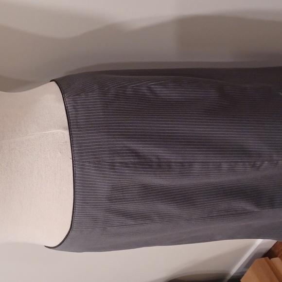 Tristan Pinstripe A Line Flare Hem Skirt- Sz. 8 - Picture 6 of 8